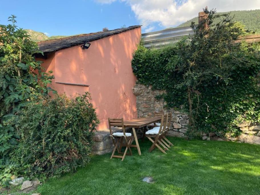 Appartement Cal Barne, Acogedor Con Jardin En Das